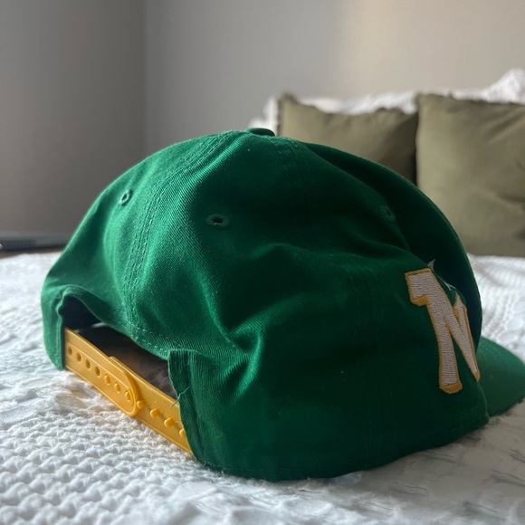 NHL Vintage Logo Hats - Picture 6 of 7